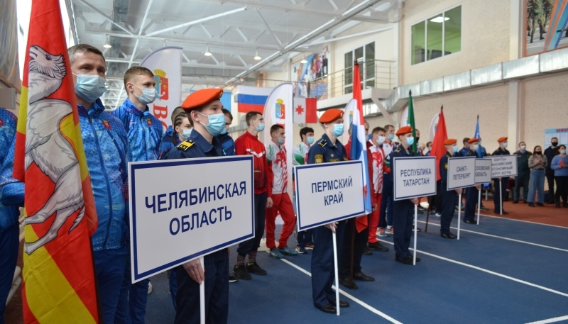 v udmurtii sostoyalas ceremoniya otkrytiya vserossiyskih sorevnovaniy po pozharno spasatelnomu sportu1614675665806628477800x800