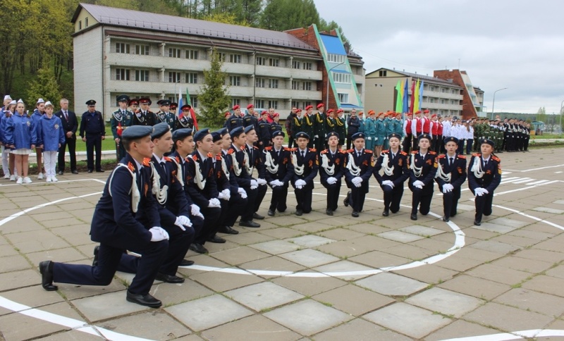 v chuvashii startoval mezhregionalnyy etap smotra konkursa na zvanie luchshaya druzhina yunyh pozharnyh rossii 1652887705979156019 800x800