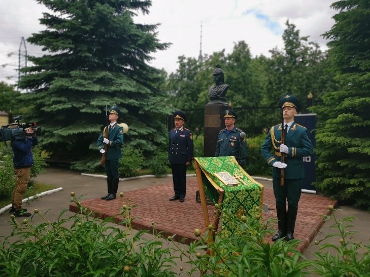 img202206151234221